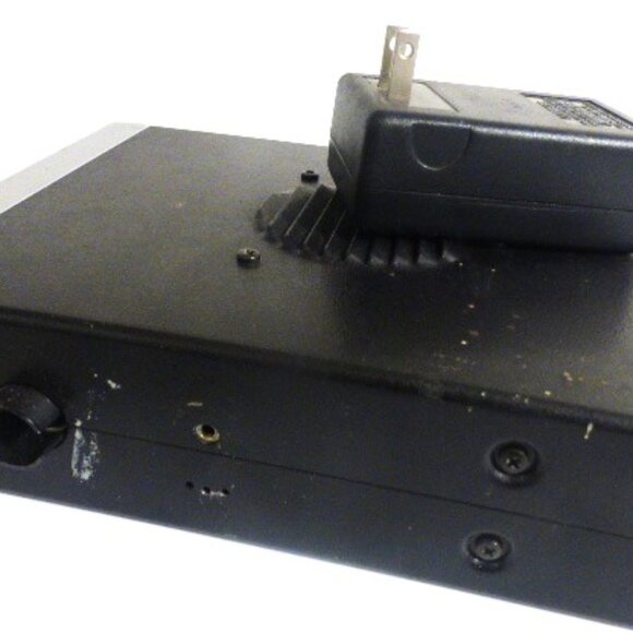 Hy-Gain II CB Radio & Mic 23 & 40 Channel Model 2682 Solid State 2 Way Radio - Picture 11 of 16